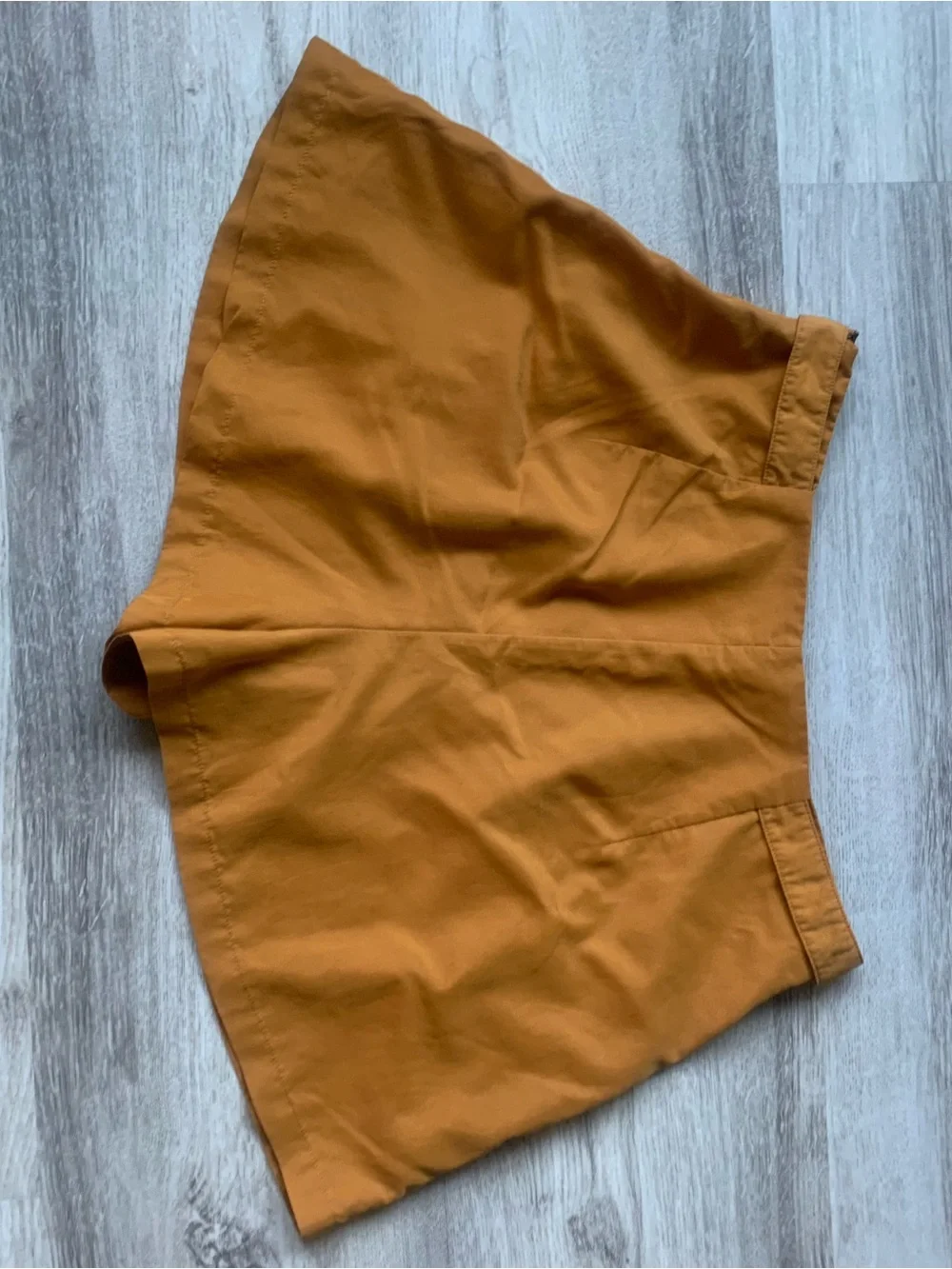 Urban Outfitters Utopia Pleated Side Zip Shorts Size 8